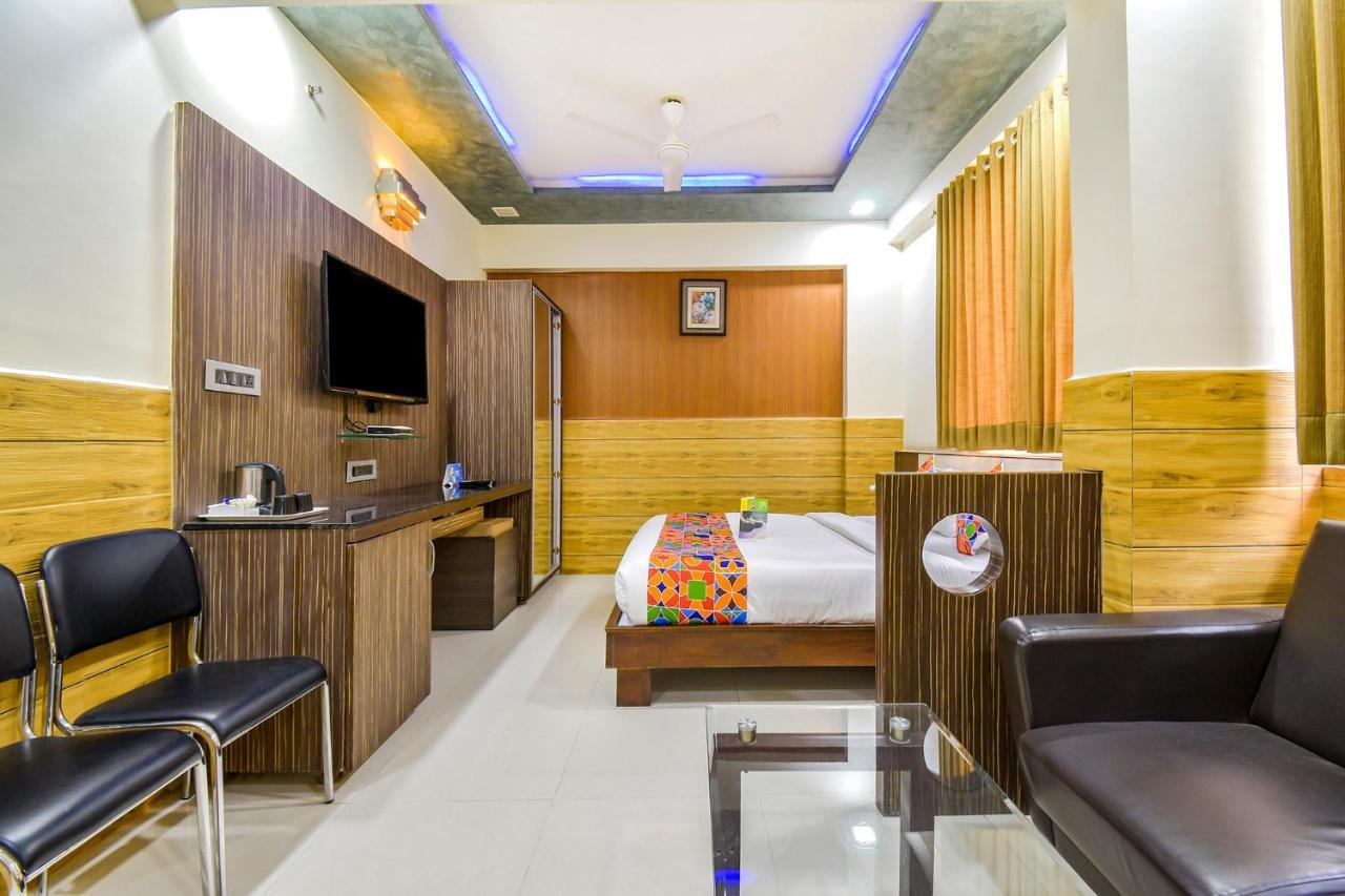 Fabhotel Kohinoor Plaza Αχμπανταμπάντ Εξωτερικό φωτογραφία