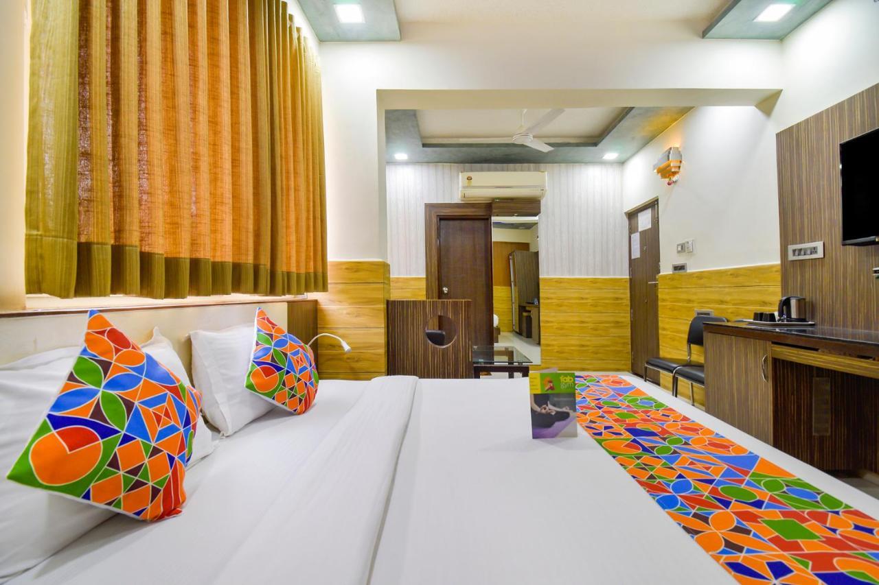Fabhotel Kohinoor Plaza Αχμπανταμπάντ Εξωτερικό φωτογραφία