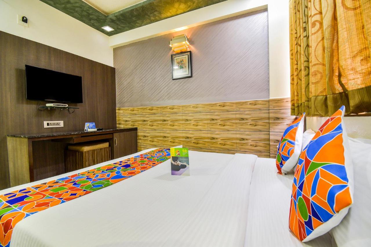Fabhotel Kohinoor Plaza Αχμπανταμπάντ Εξωτερικό φωτογραφία